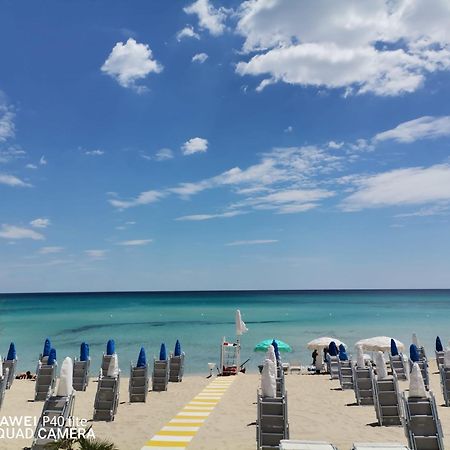 Barneys Design Apartment Taranto Exterior photo
